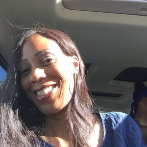 Meet your Posher, Rhonda